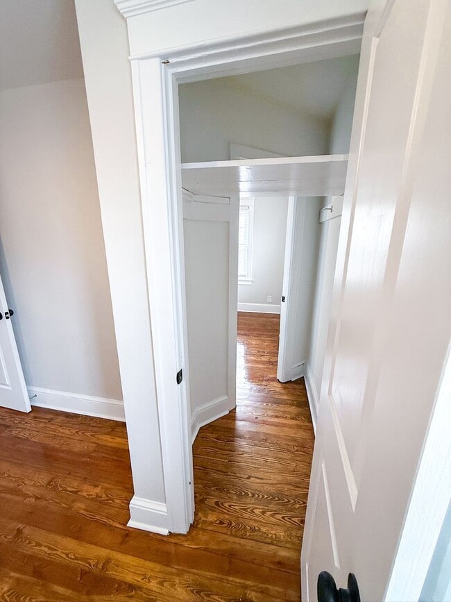 Building Photo - Stunning 3-Bedroom Twin Home in the Heart of Phoenixville! Available NOW!