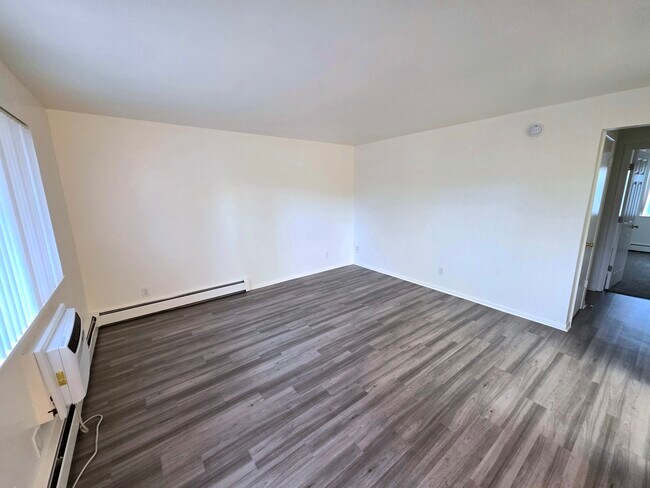 Building Photo - Aspen Leaf Apartments