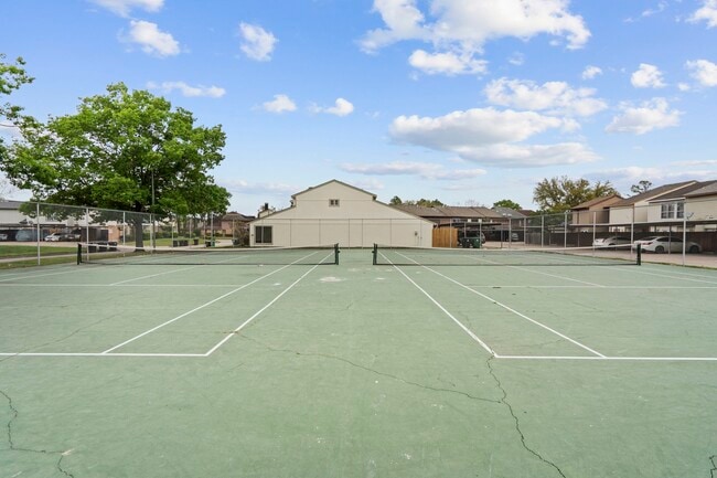 Building Photo - 7823 Bateman Ln