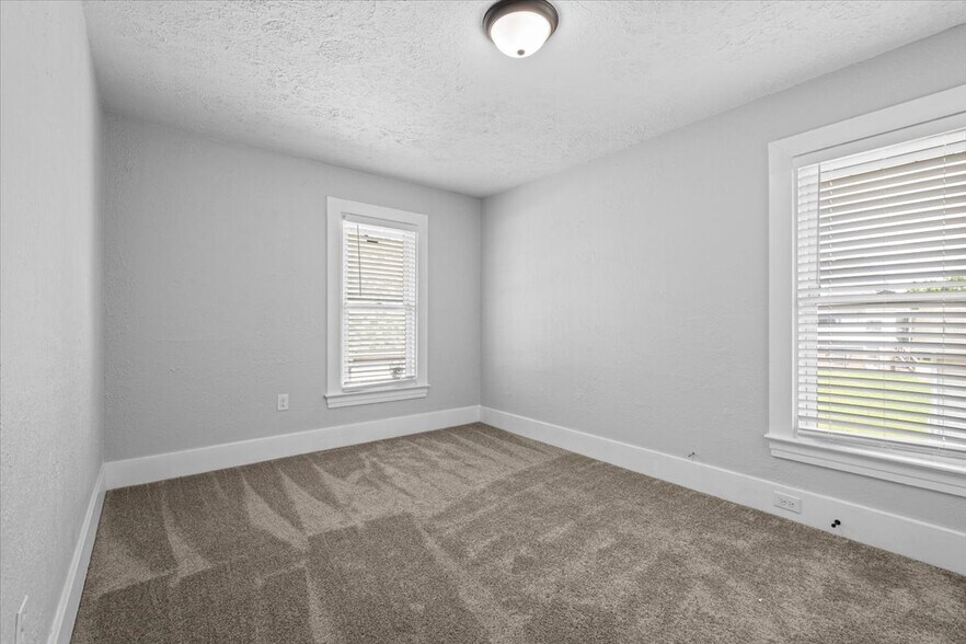 Building Photo - 401 Highfield Ave