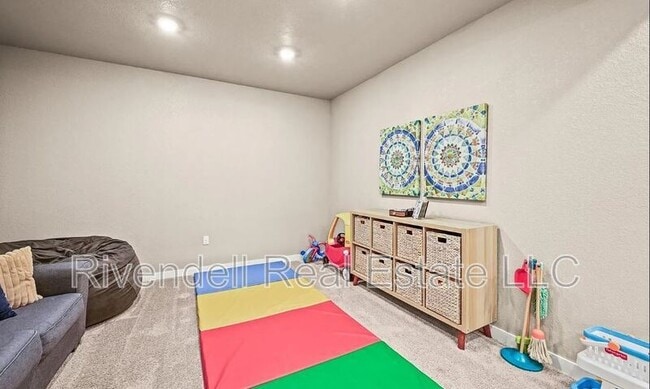 Building Photo - 18064 Dandy Brush Dr