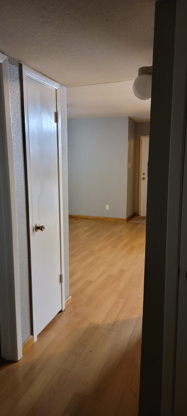 Hallway - 14515 Wunderlich Dr