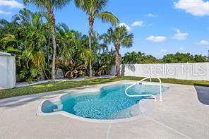 Building Photo - 3555 Belle Vista Dr E