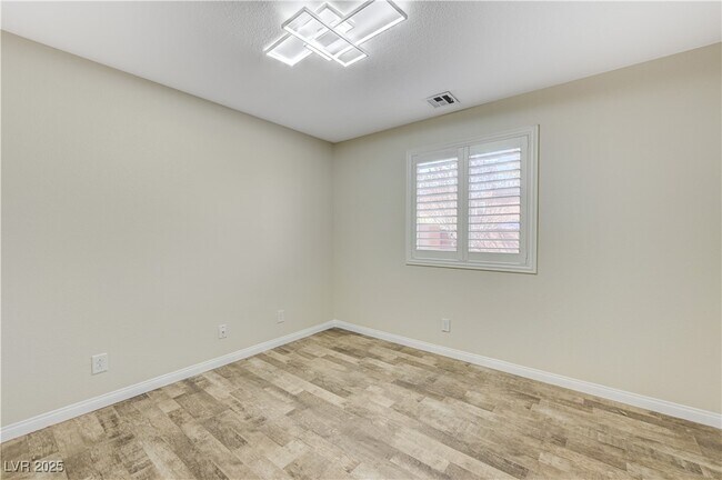 Building Photo - 7256 Sterling Rock Ave