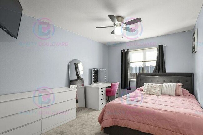 Building Photo - Spacious 4-Bedroom Home in Rosewood Lakes with Resort-Style Community Amenities