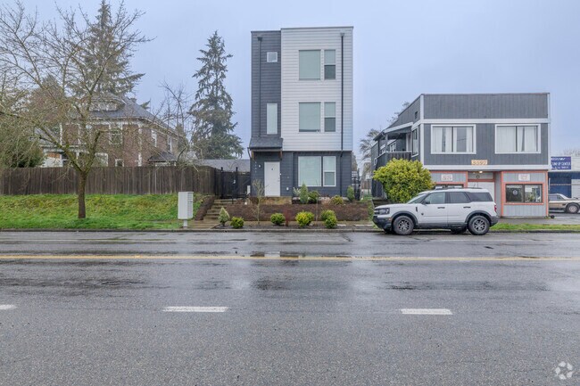 Building Photo - South G Street Apartments