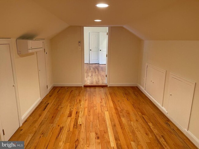 Building Photo - 118 Quaint Acres Dr