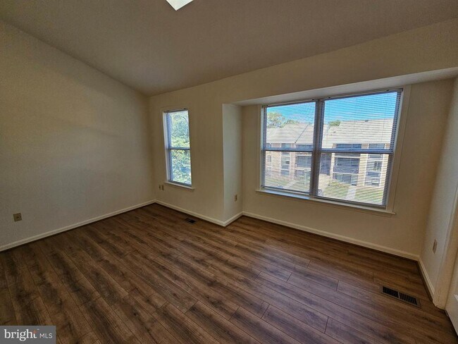 Building Photo - 6306 Over See Ct
