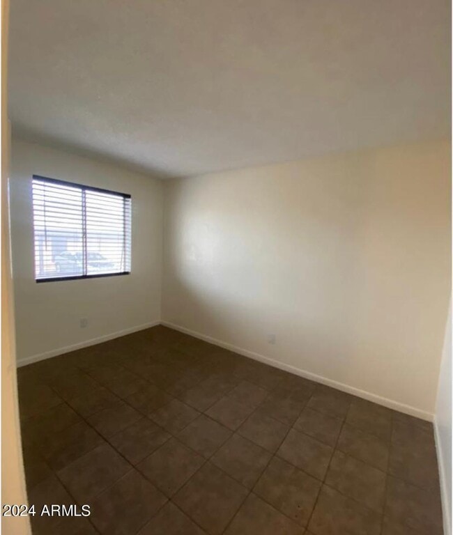 Building Photo - 1420 E Brown St