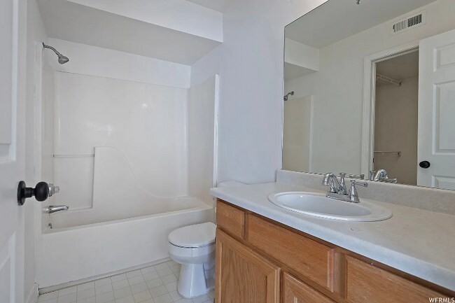 Building Photo - 1162 E 6600 S