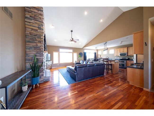 Building Photo - 6531 Century Ln