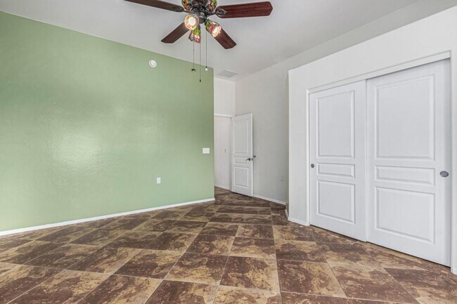 Building Photo - 16945 S Vanilla Orchid Dr