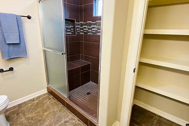 Building Photo - 183 Kleberg Ave