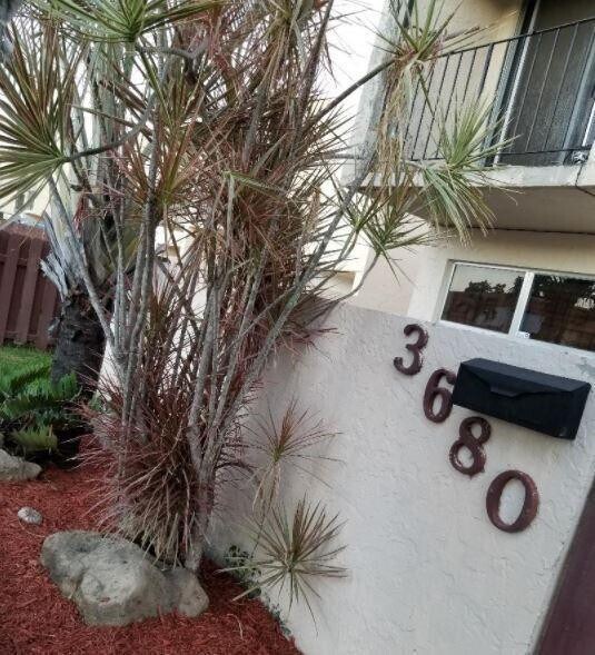 Building Photo - 3680 SW 59th Ave