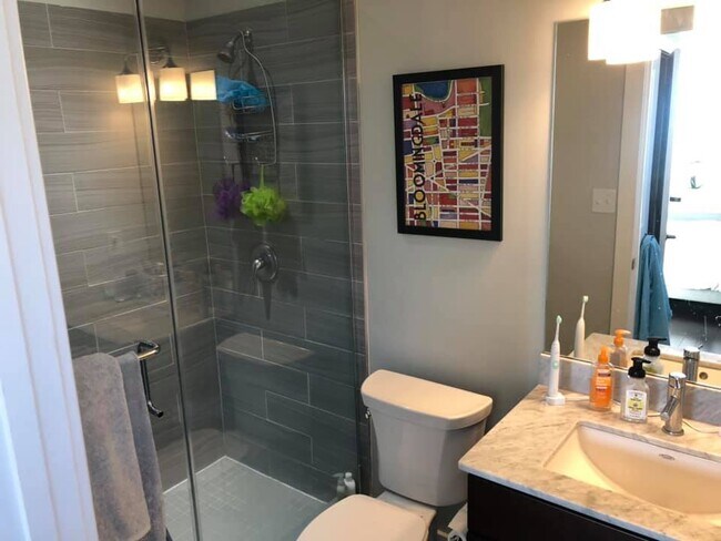 Building Photo - 1814 N Capitol St NW Unit 303