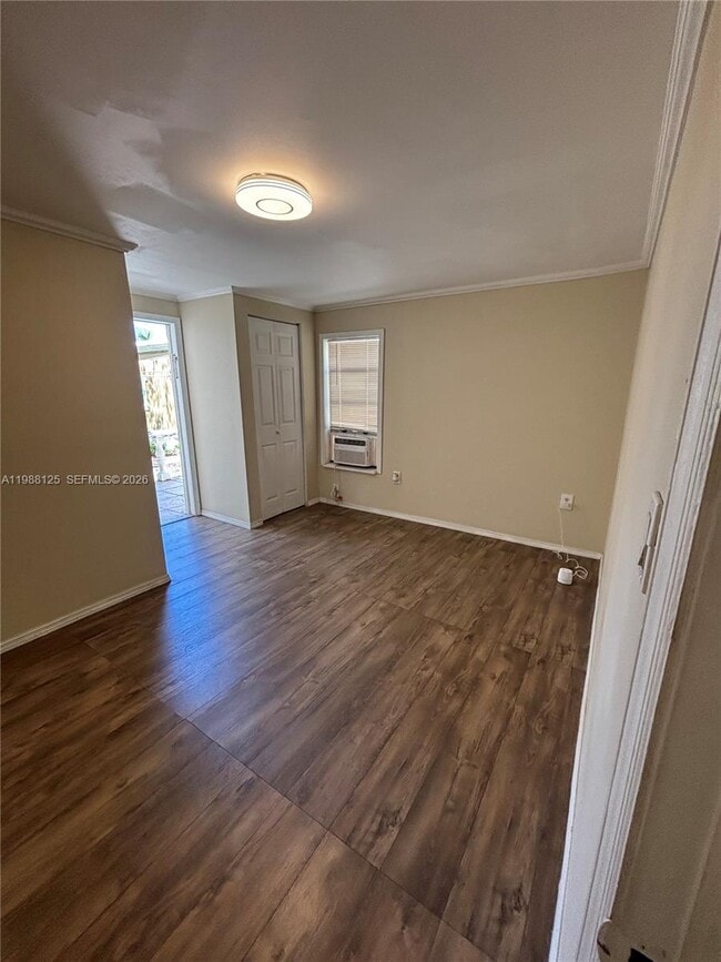 Building Photo - 1715 Lincoln St