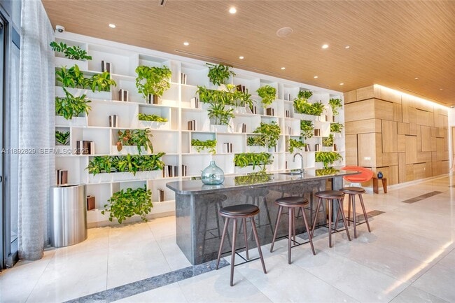 Building Photo - 55 SW 9th St