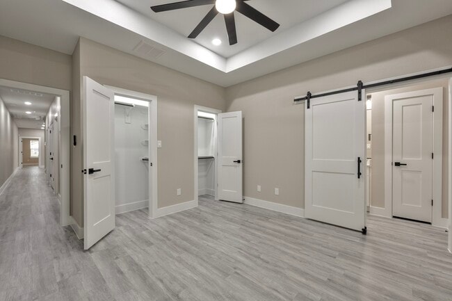 Building Photo - 7811 Sandra St