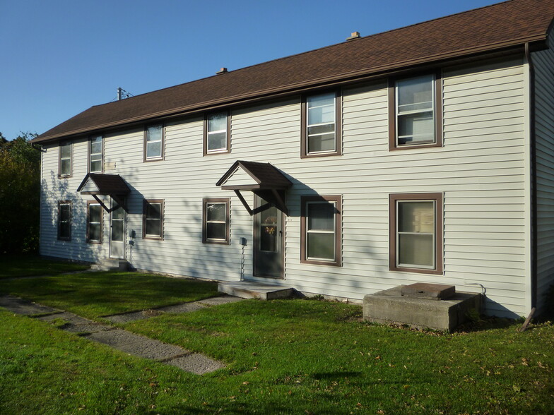 Building Photo - 812 1/2 E Kimberly Ave