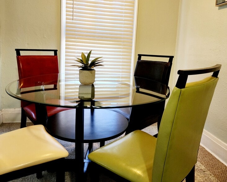 Building Photo - 740 Winfree Ave