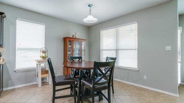 Building Photo - 12310 Red Maple Way