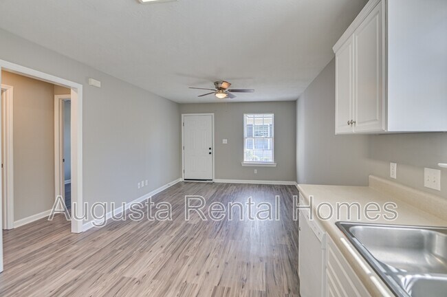 Building Photo - 1718 Hicks St