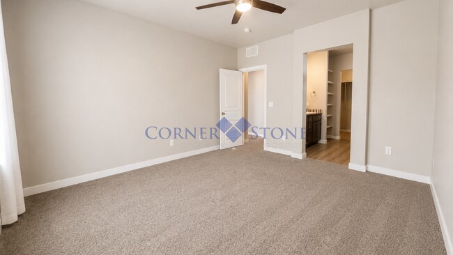 Building Photo - Fantastic Home With No Back Neighbors!