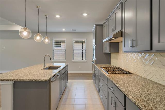 Building Photo - 3609 San Clemente Dr