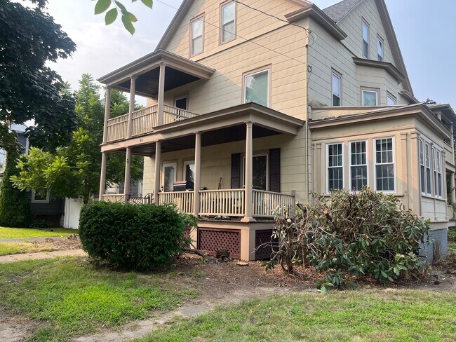 Primary Photo - 55 W Silver St