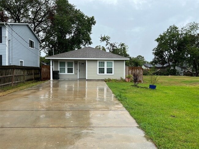 Building Photo - 4114 Brown St