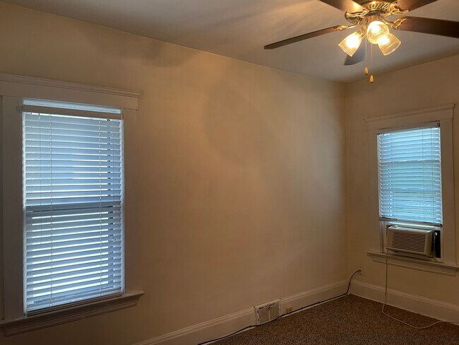 Master bedroom - 1276 Fry Ave