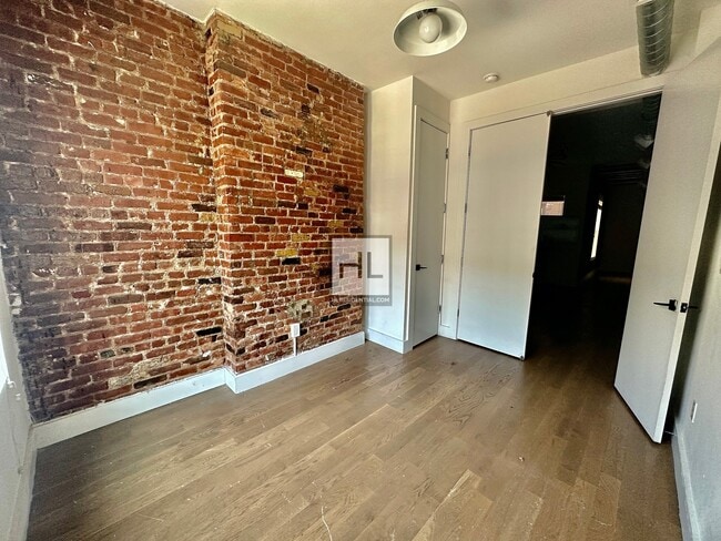 Building Photo - GRANITE STREET