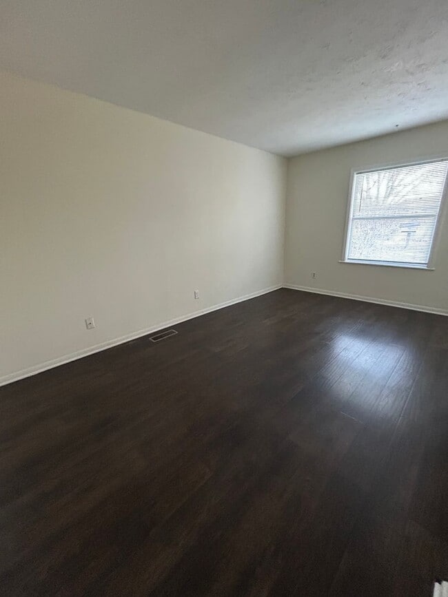 Building Photo - 4413 Chisholm Trail