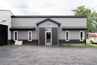 Building Photo - 116 Lake Ave