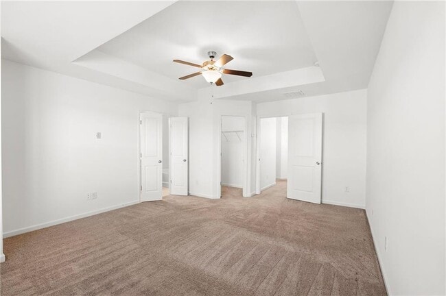 Building Photo - 2212 Triple Crown Ln