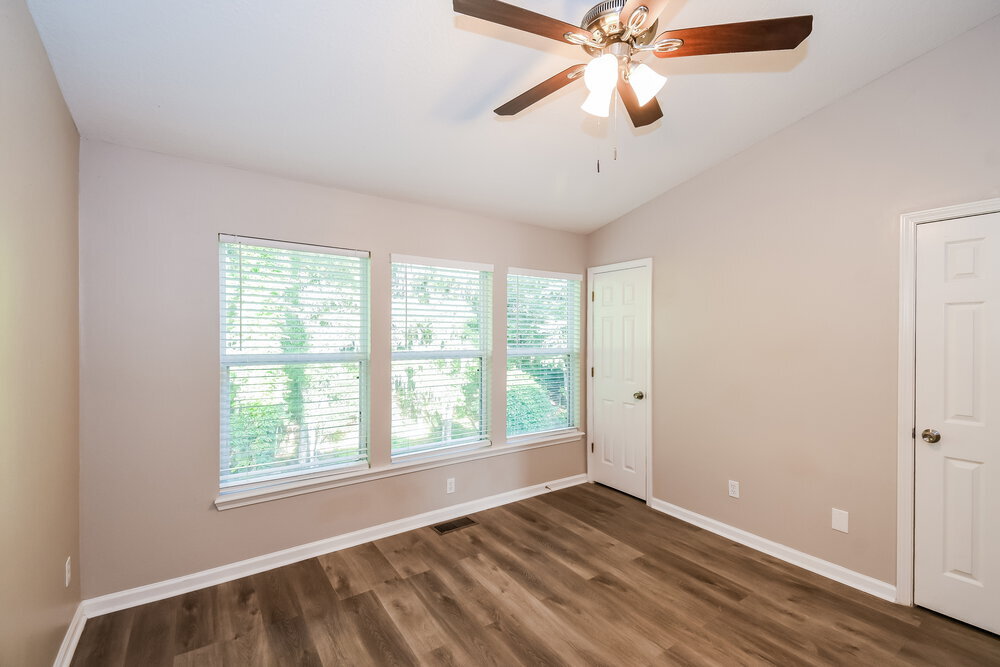 Building Photo - 3587 Lone Tree Ln