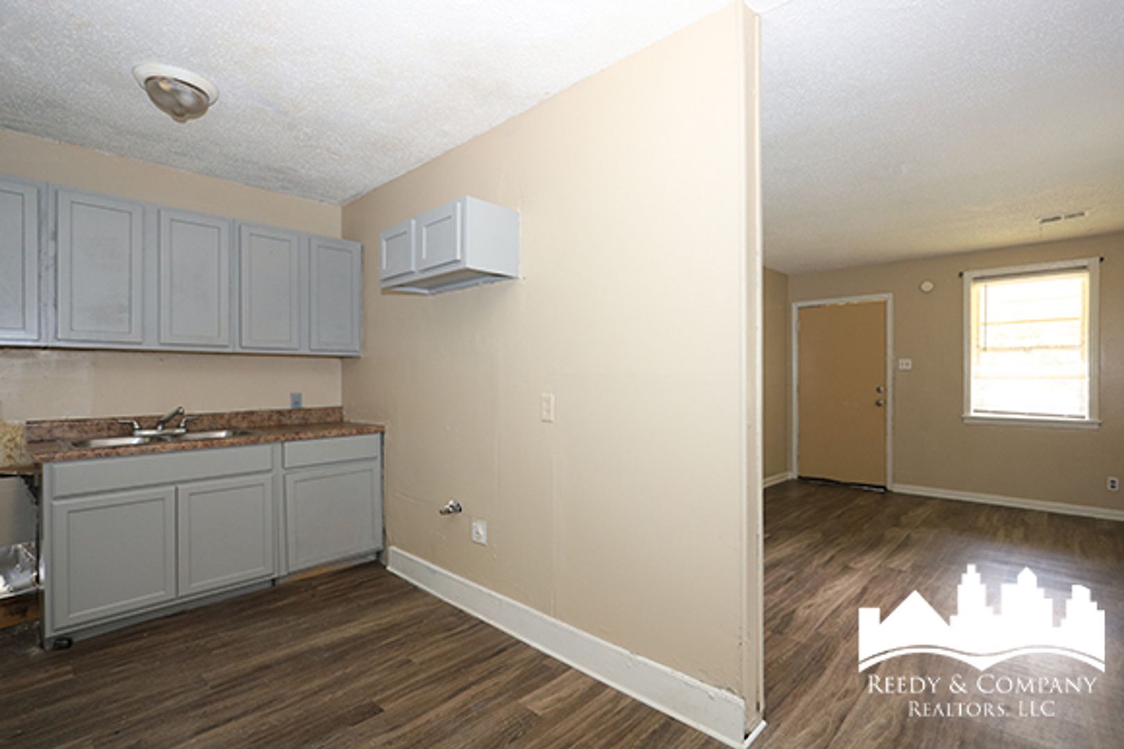 Building Photo - 416 Carbon Cove