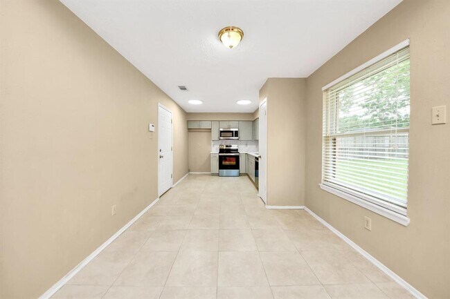 Building Photo - 2614 Cobble Ridge Dr