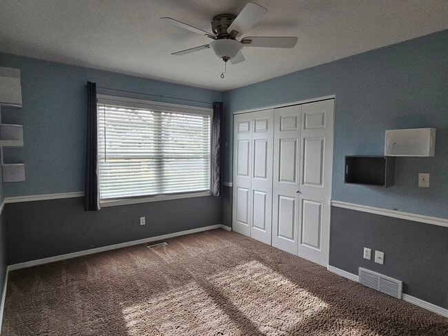 Building Photo - 1138 Lakecrest Ct