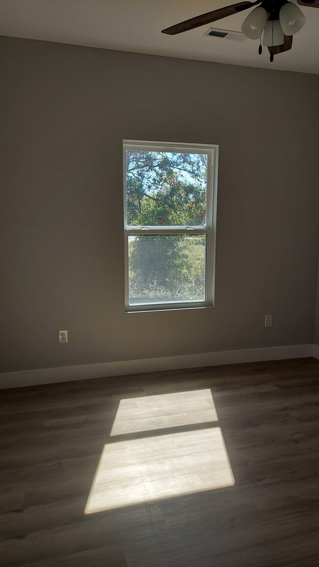 Building Photo - 1738 Sierra