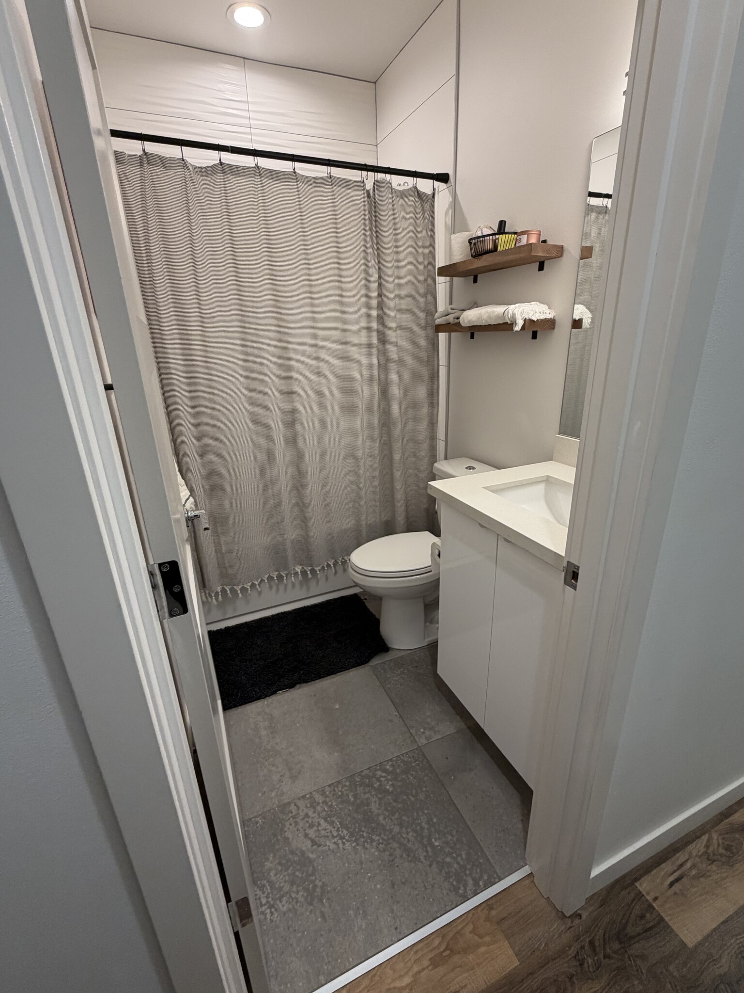 Building Photo - 5455 25th Ave SW