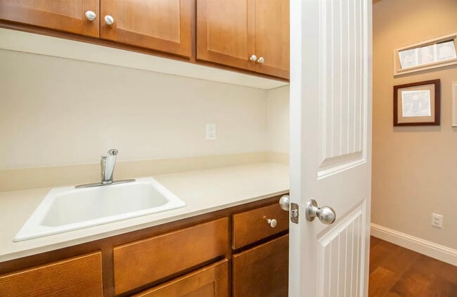 Building Photo - 3867 Quarryville Ct