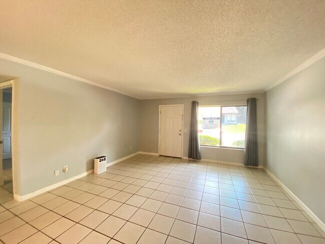 Building Photo - $100 off if rented before June 15th!  3/2 ...