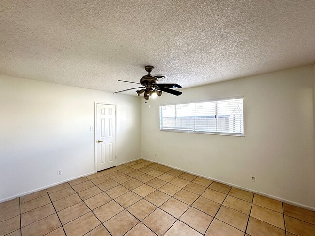 Building Photo - Charleston Lewis Homes