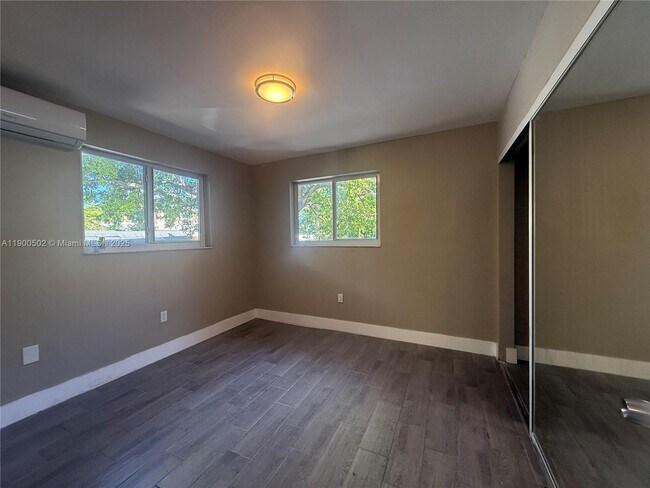 Building Photo - 2341 NW 14th St