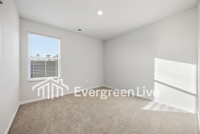 Building Photo - 1306 Willow Oaks Wy