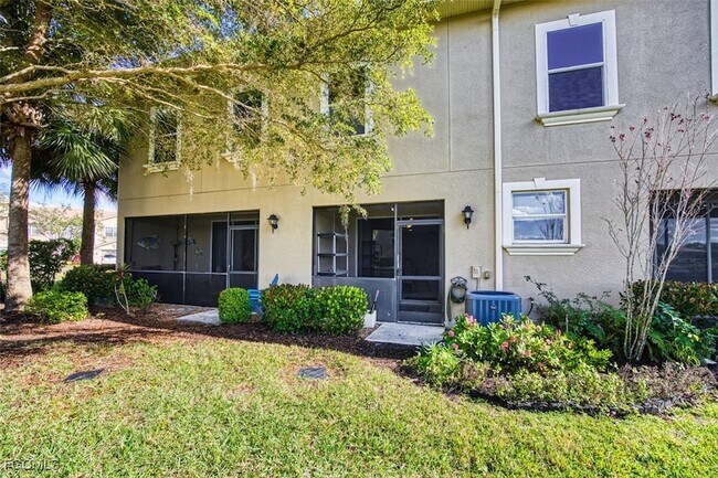 Building Photo - 3211 Cottonwood Bend