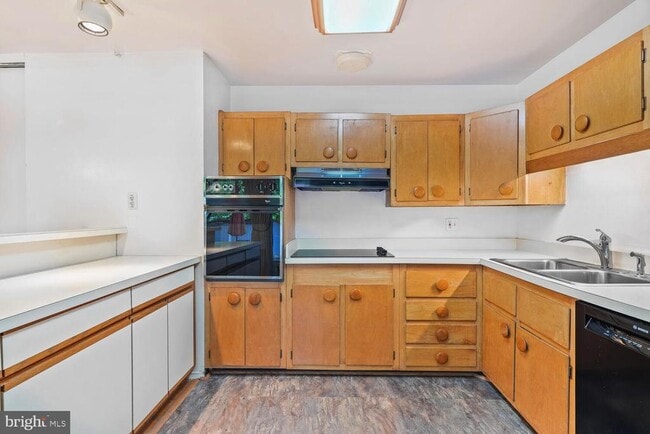 Building Photo - 7415 Annanwood Ct