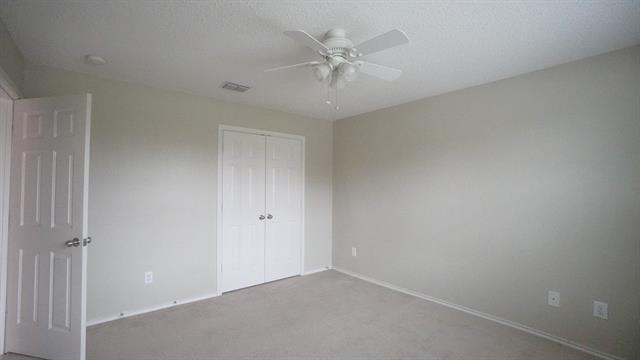 Building Photo - 5929 Thoroughbred Trail