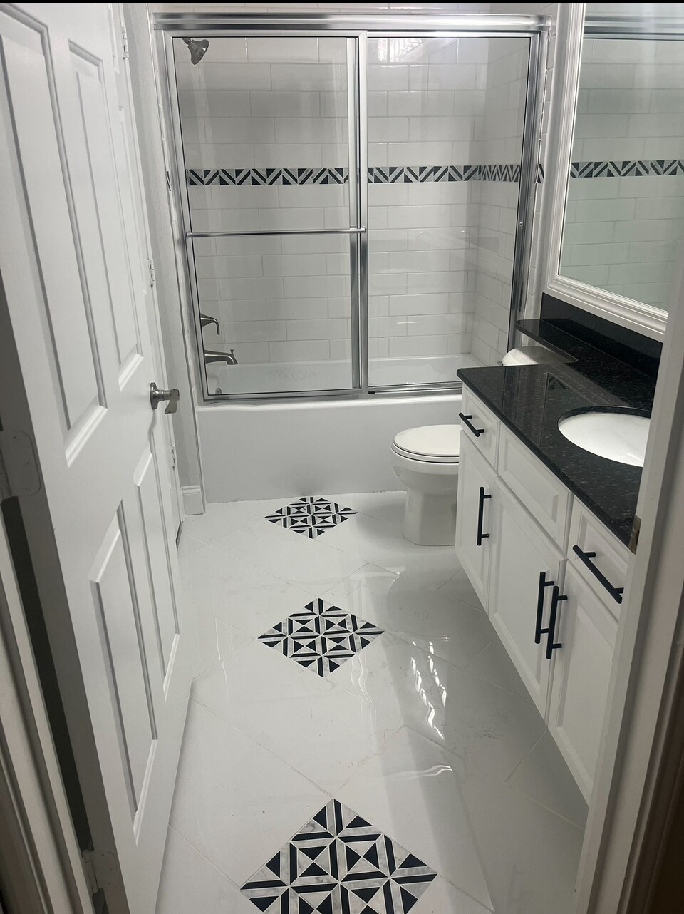 Building Photo - 14226 Fredricksburg Dr